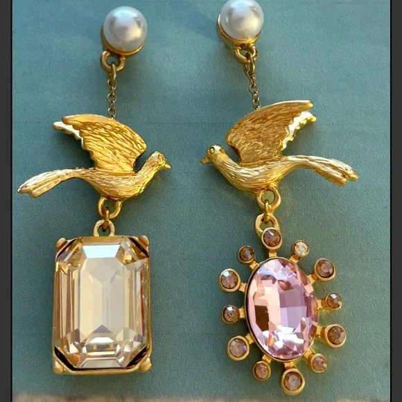 Oscar De La Renta RUNWAY Gold Dove
Mismatched Gem Earrings - Picture 11 of 14
